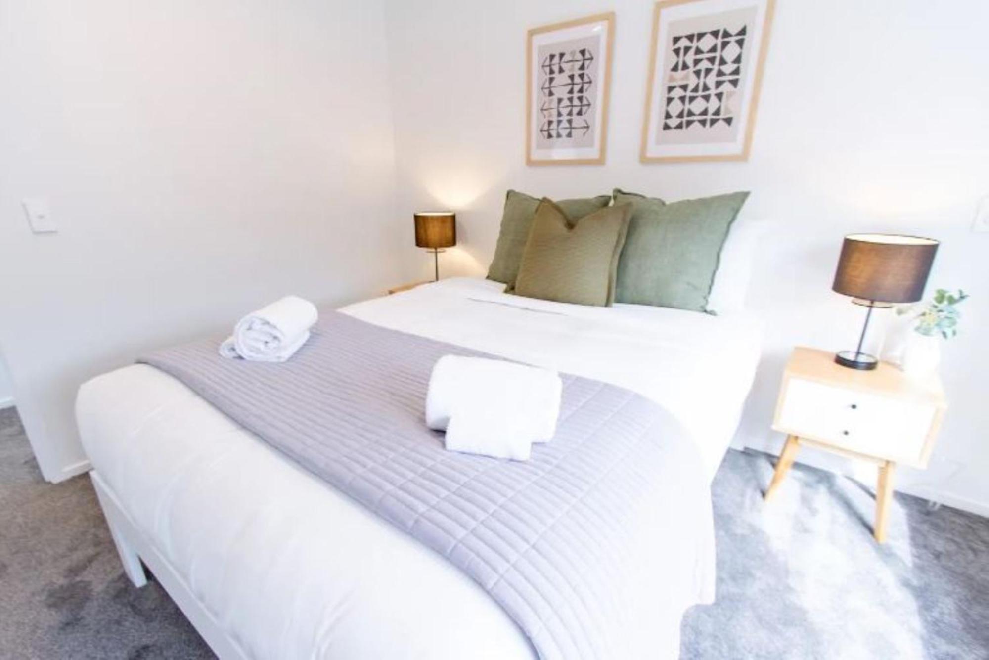Christchurch Entertainment Hub 2 Bed 2 Bath W Carpark Esterno foto