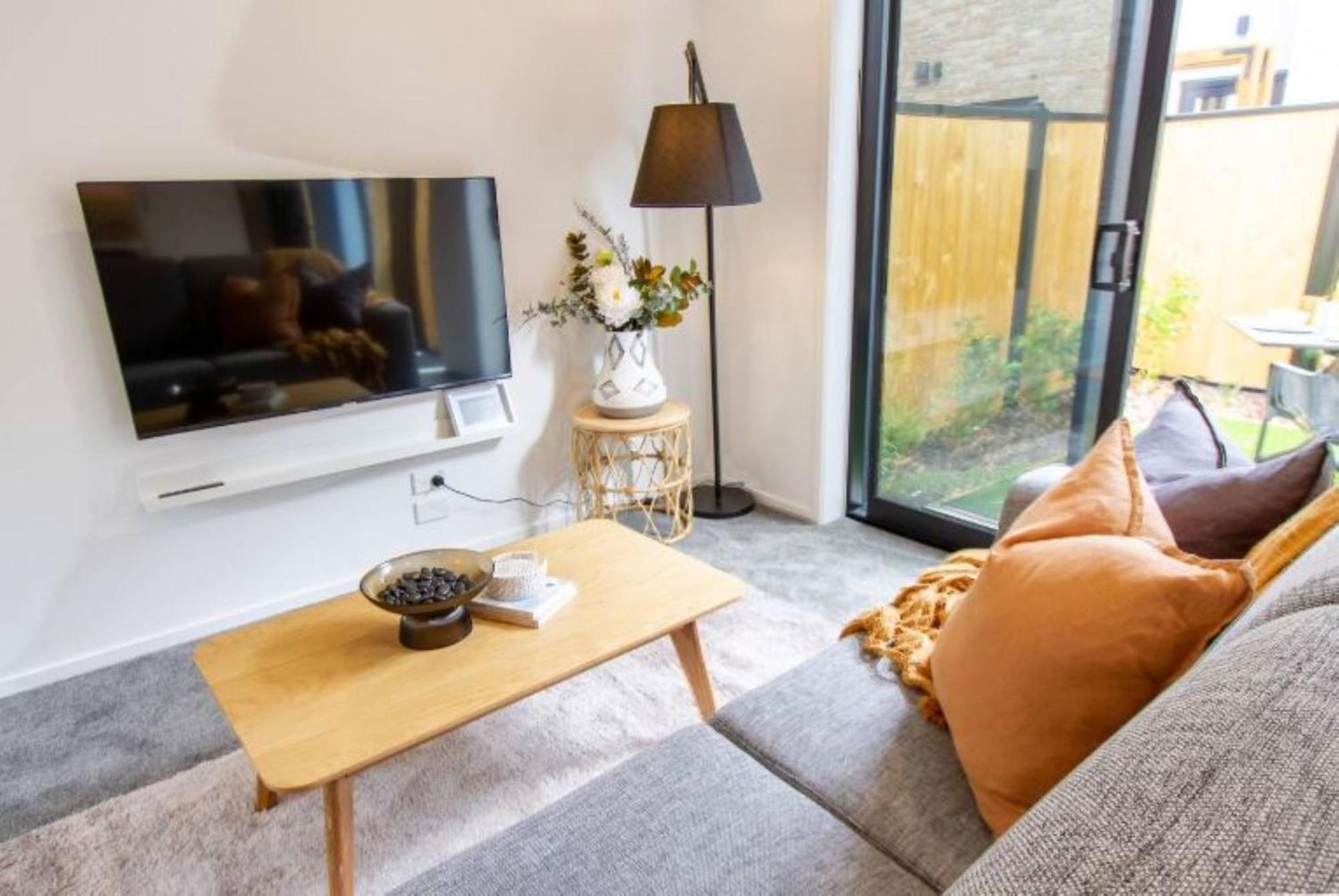 Christchurch Entertainment Hub 2 Bed 2 Bath W Carpark Esterno foto